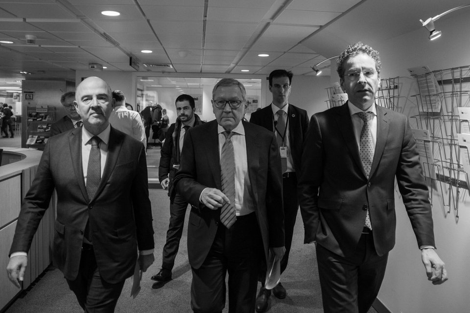Eurogroup: Εκλεισε η συμφωνία, δεχθήκαμε νέα μέτρα -Επιστρέφουν οι θεσμοί | iefimerida.gr 0