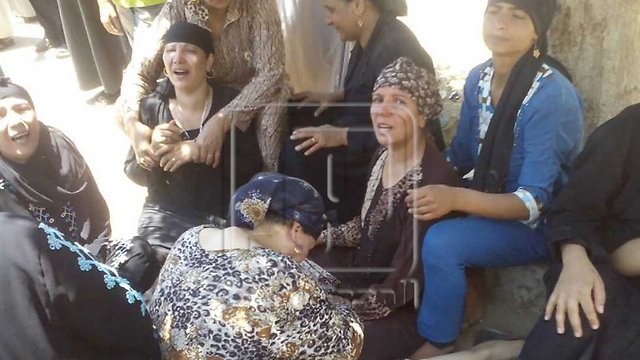 Μακελειό στην Αίγυπτο:Επίθεση σε Χριστιανούς Κόπτες -28 νεκροί | iefimerida.gr 4