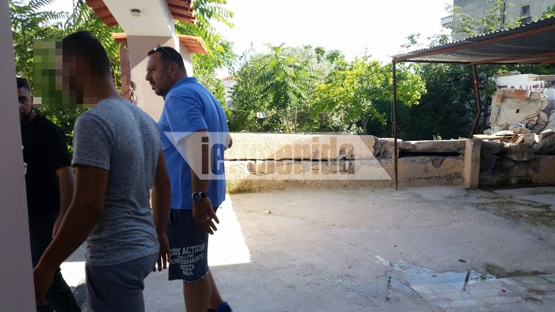 Μενίδι: Εκαψαν και τα 2 σπίτια του 23χρονου Ρομά -Τι υποστηρίζει η οικογένειά του στο iefimerida.gr | iefimerida.gr 9