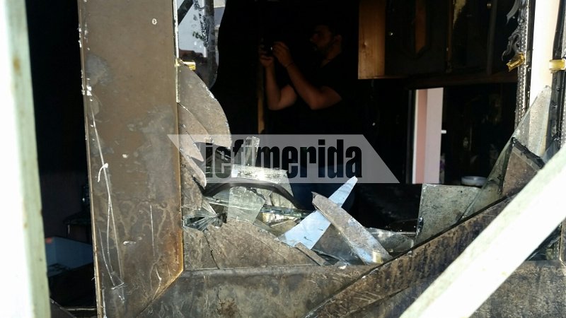 Μενίδι: Εκαψαν και τα 2 σπίτια του 23χρονου Ρομά -Τι υποστηρίζει η οικογένειά του στο iefimerida.gr | iefimerida.gr 8