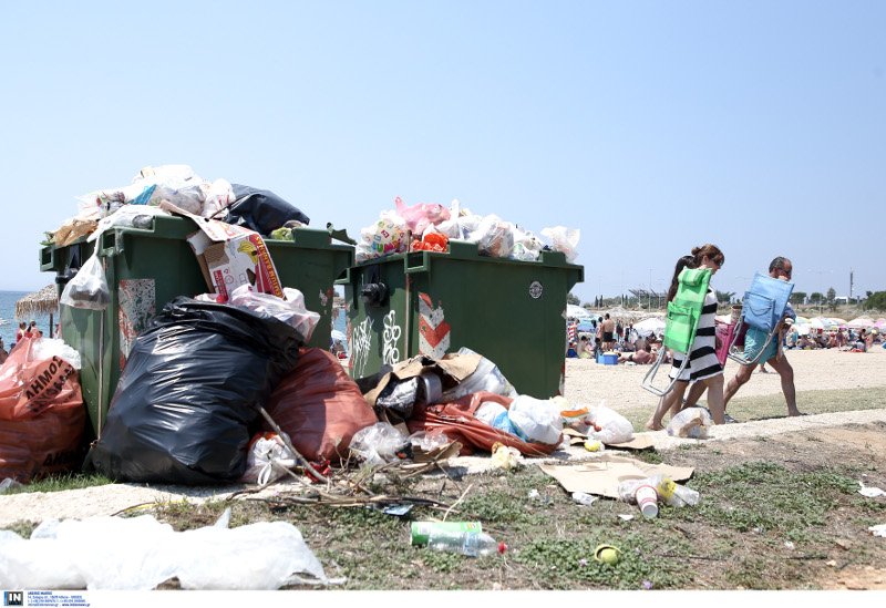 Απέραντος σκουπιδότοπος οι μεγάλες πόλεις, εν μέσω καύσωνα -Νέες πορείες σήμερα | iefimerida.gr 1