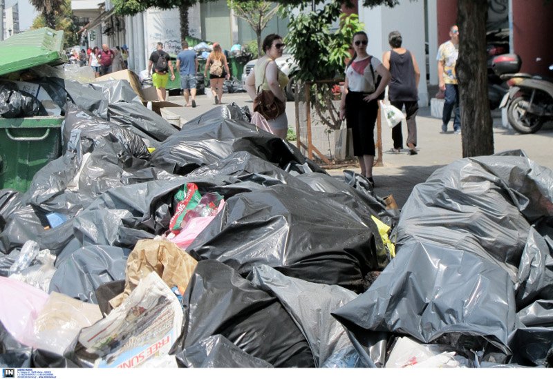 Απέραντος σκουπιδότοπος οι μεγάλες πόλεις, εν μέσω καύσωνα -Νέες πορείες σήμερα | iefimerida.gr 4