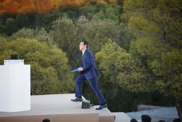 Το όραμα Μακρόν για νέα Ευρώπη -Μίλησε στα ελληνικά στην Πνύκα! | iefimerida.gr 9