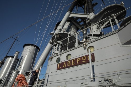 O Προκόπης Παυλόπουλος θα παρασημοφορήσει τη σημαία του θωρηκτού «Αβέρωφ» | iefimerida.gr 0