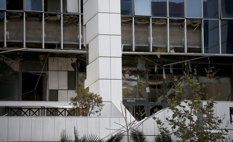 Βόμβα στο Εφετείο: Καταδρομική επίθεση με βανάκι από 4 τρομοκράτες | iefimerida.gr 3