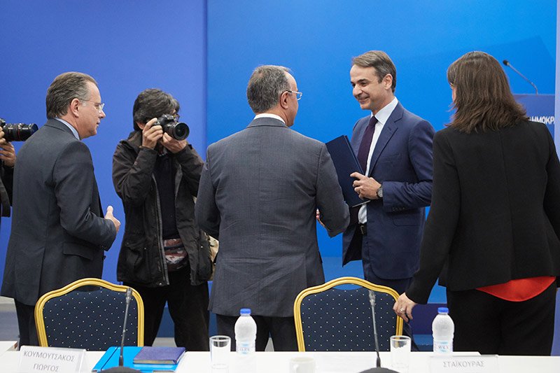 Μητσοτάκης: Η γραμμή της ΝΔ στο Σκοπιανό είναι σύνθετη ονομασία, erga omnes, χωρίς αλυτρωτισμό | iefimerida.gr 0