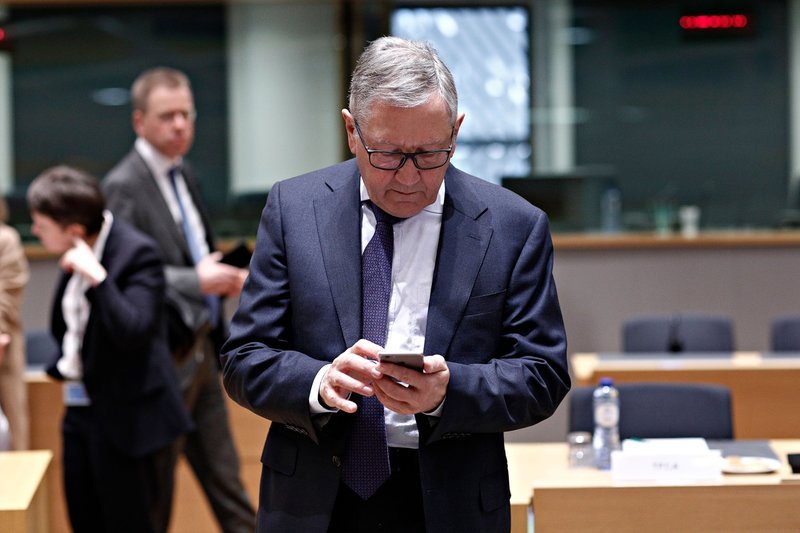 Bloomberg: Το Eurogroup δεν θα δώσει έγκριση για τη δόση στην Ελλάδα | iefimerida.gr 1