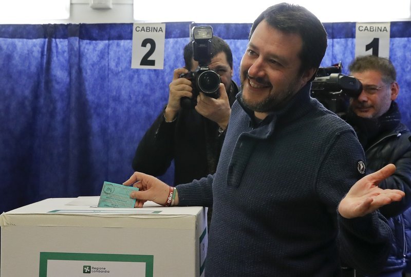 Εκλογές στην Ιταλία: Πάνω από 58% η συμμετοχή -Κλείνουν τα μεσάνυχτα τα εκλογικά κέντρα | iefimerida.gr 2