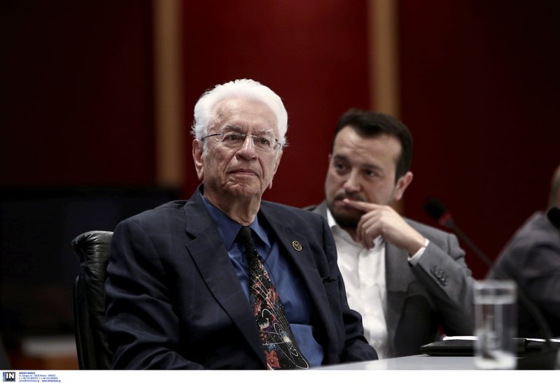 Παραίτηση με «βόμβες» του προέδρου του Ελλ. Διαστημικού Οργανισμού | iefimerida.gr 2