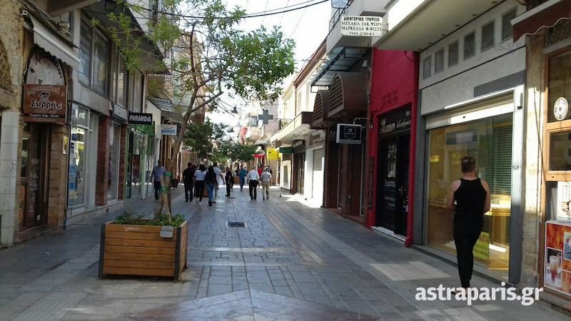 Κλειστά καταστήματα & ερημιά σε Λέσβο, Χίο -Εναντίον Τσίπρα | iefimerida.gr 9