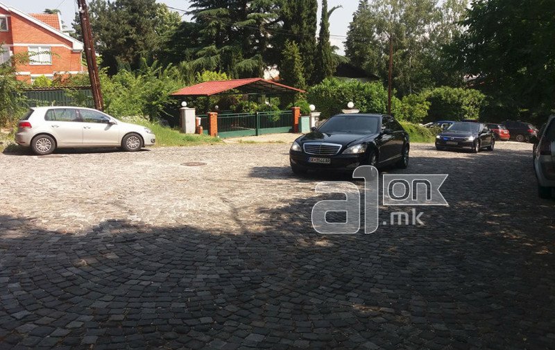 Χαμός στα Σκόπια: Πέταξε έξω τον Ζάεφ ο πρόεδρος Ιβάνοφ, ετοιμάζει διάγγελμα | iefimerida.gr 0