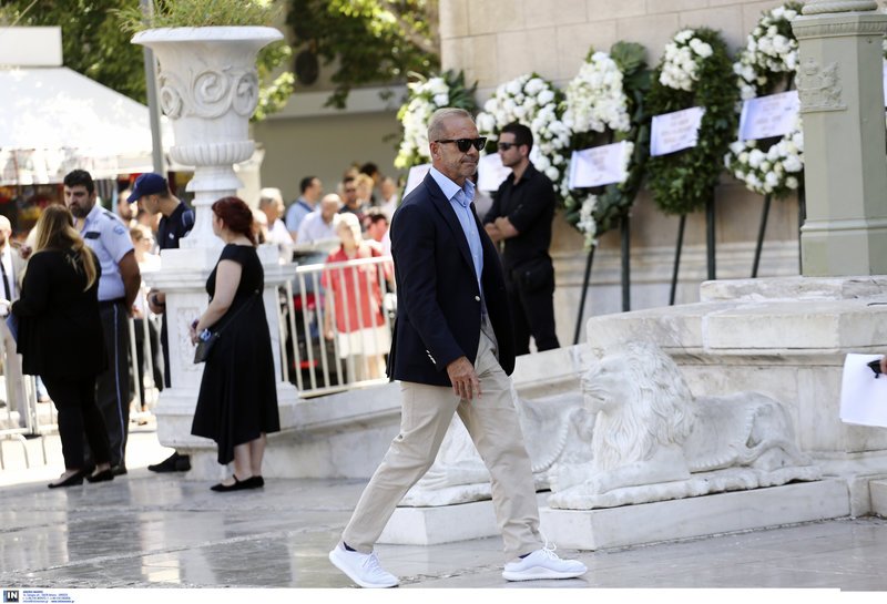 O Πέτρος Κωστόπουλος