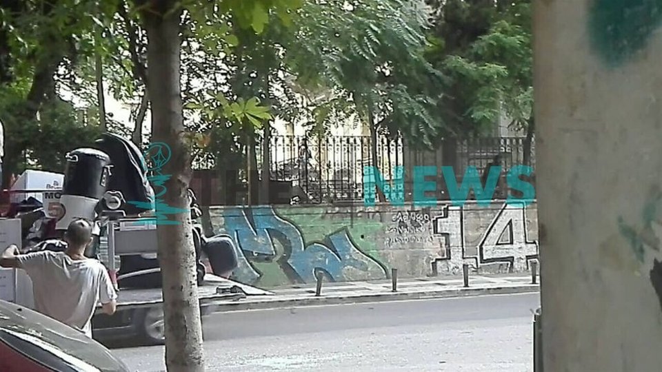 Θεσσαλονίκη: Επεισόδια στην πορεία για τη Μακεδονία -Τραυματίας αστυνομικός | iefimerida.gr 5