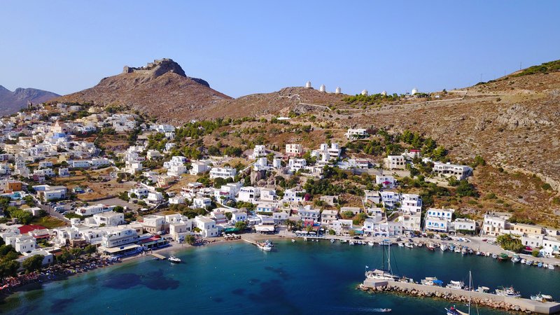 Η πόλη, το κάστρο, οι ανεμόμυλοι...