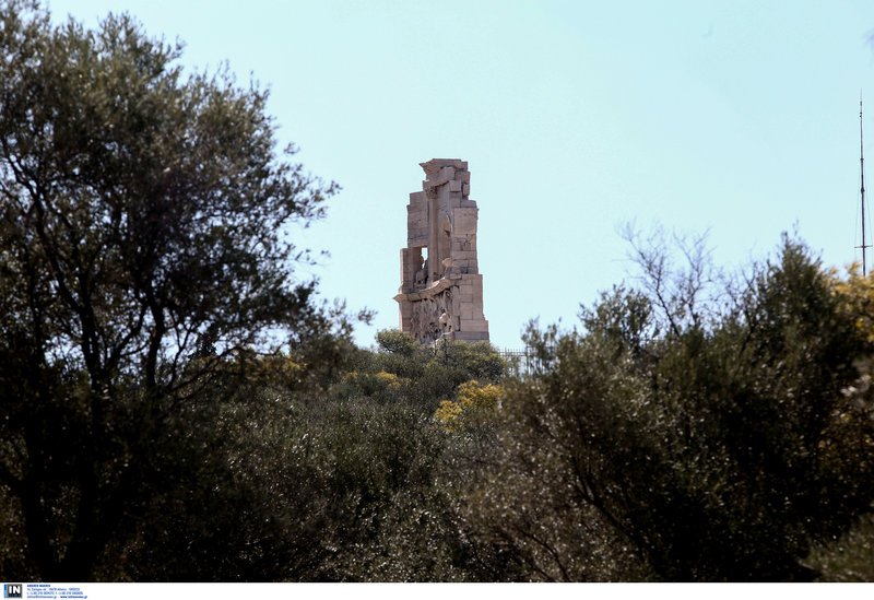 Γροθιά στον Τσίπρα -Η επιστολή της μάνας που έχασε τον γιο της στου Φιλοππάπου | iefimerida.gr 3