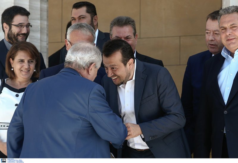 Κουίκ, Παππάς