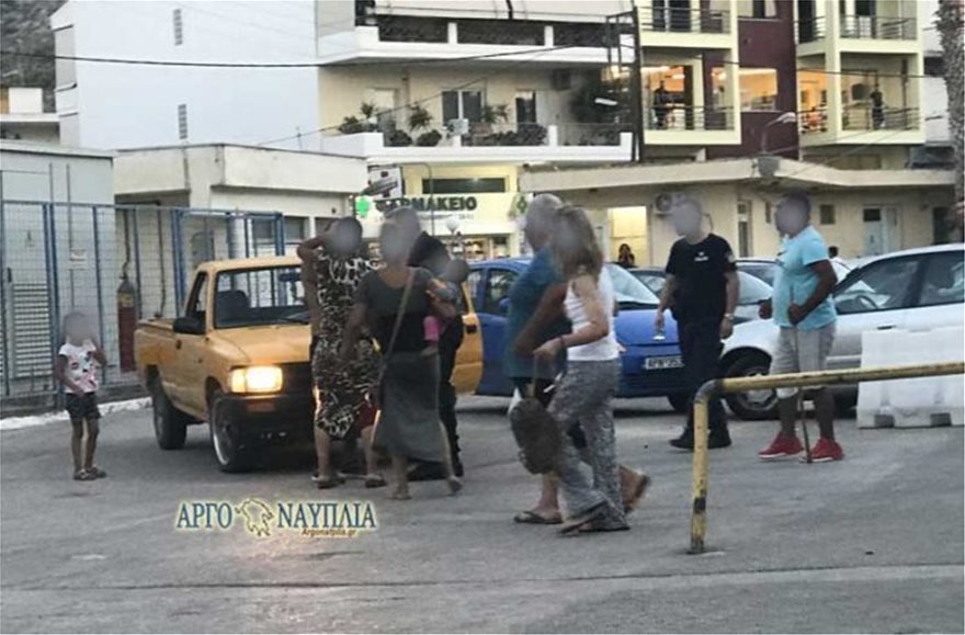 Ρομά τσακώθηκαν μεταξύ τους και πλάκωσαν στο ξύλο γιατρό, στο Ναύπλιο | iefimerida.gr 0