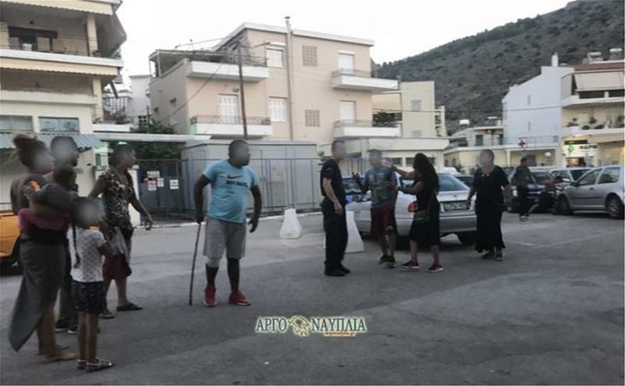 Ρομά τσακώθηκαν μεταξύ τους και πλάκωσαν στο ξύλο γιατρό, στο Ναύπλιο | iefimerida.gr 1