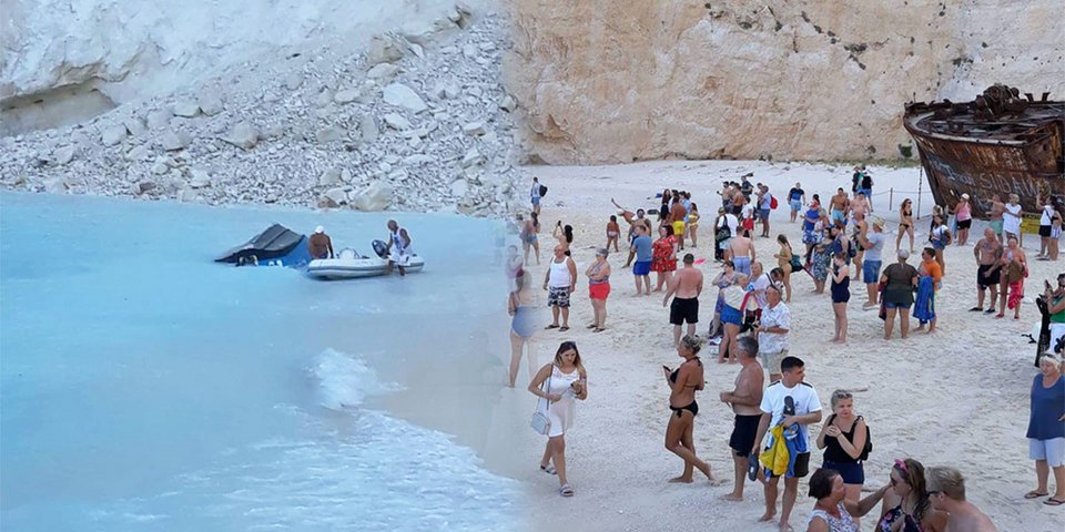 Κατολίσθηση στο Ναυάγιο Ζακύνθου -7 τραυματίες, έρευνες για αγνοούμενους | iefimerida.gr 6