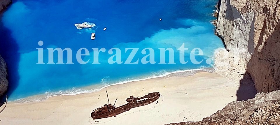 Κατολίσθηση στο Ναυάγιο Ζακύνθου -7 τραυματίες, έρευνες για αγνοούμενους | iefimerida.gr 0