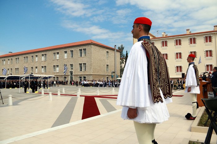Καμμένος: Θα έχουμε στρατό που θα μπορέσει να αντιμετωπίσει τις σύγχρονες απειλές | iefimerida.gr 2