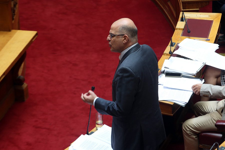 Κυρώθηκε, μετά τις παλινωδίες Δρίτσα, η πώληση του ΟΛΠ στην COSCO | iefimerida.gr 0