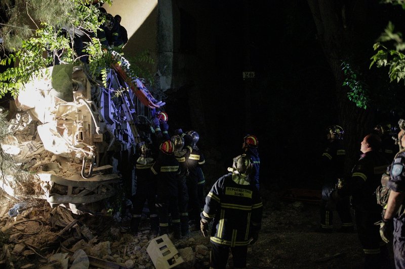 Ερευνες για την τραγωδία στο Αδενδρο -3 οι νεκροί από τον εκτροχιασμό τρένου | iefimerida.gr 5