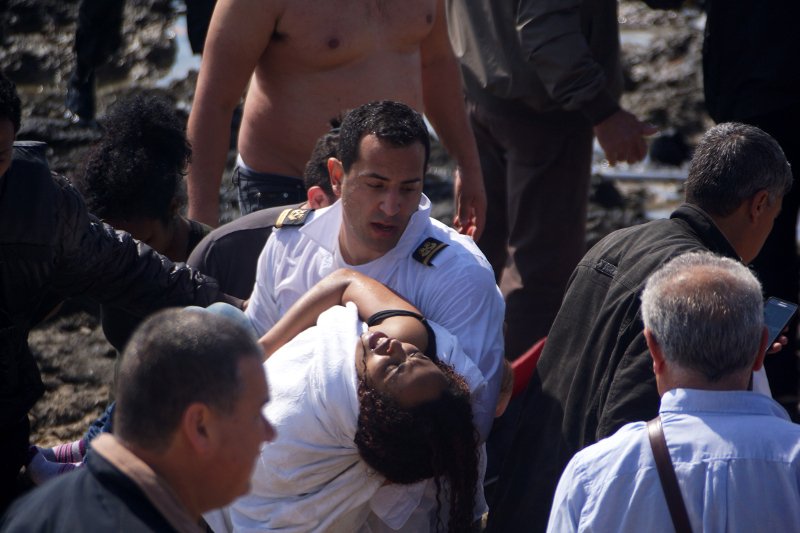 Παγώνει το αίμα: Εικόνες που συγκλονίζουν από την τραγωδία στη Ρόδο – Τέσσερις μετανάστες νεκροί, ανάμεσά τους και ένα παιδί | iefimerida.gr 9
