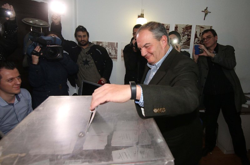 Ωρα προέδρου στη ΝΔ -Μικρότερη προσέλευση ψηφοφόρων | iefimerida.gr 0