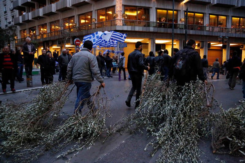 Χιλιάδες αγρότες και τρακτέρ στο Σύνταγμα -Μεγάλο συλλαλητήριο | iefimerida.gr 7