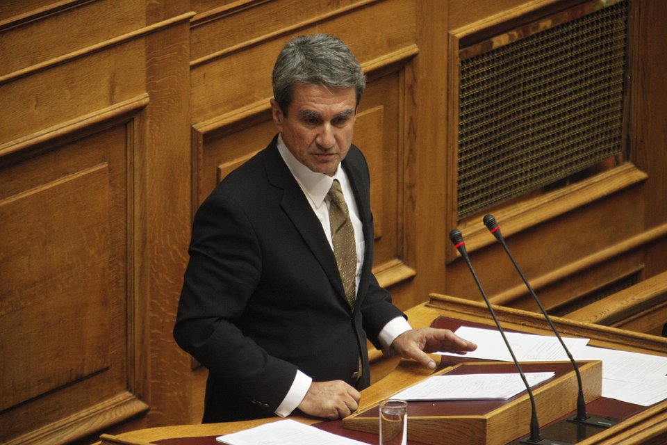 Κυρώθηκε, μετά τις παλινωδίες Δρίτσα, η πώληση του ΟΛΠ στην COSCO | iefimerida.gr 2