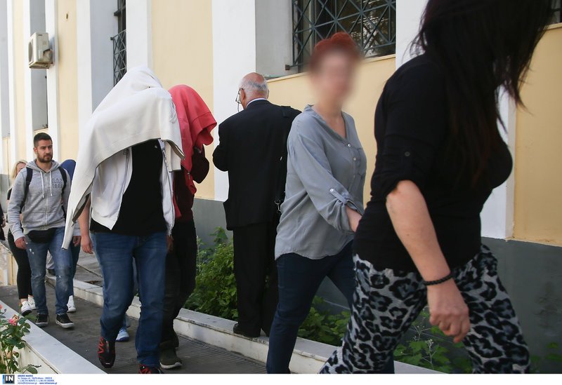 Αυτά είναι τα μέλη του κυκλώματος διακίνησης φαρμάκων για καρκινοπαθείς | iefimerida.gr 2