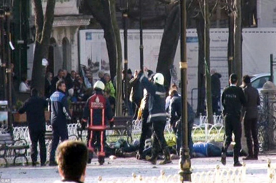 Ερντογάν: 28χρονος Σύρος ο βομβιστής αυτοκτονίας που αιματοκύλησε την Κωνσταντινούπολη | iefimerida.gr 3