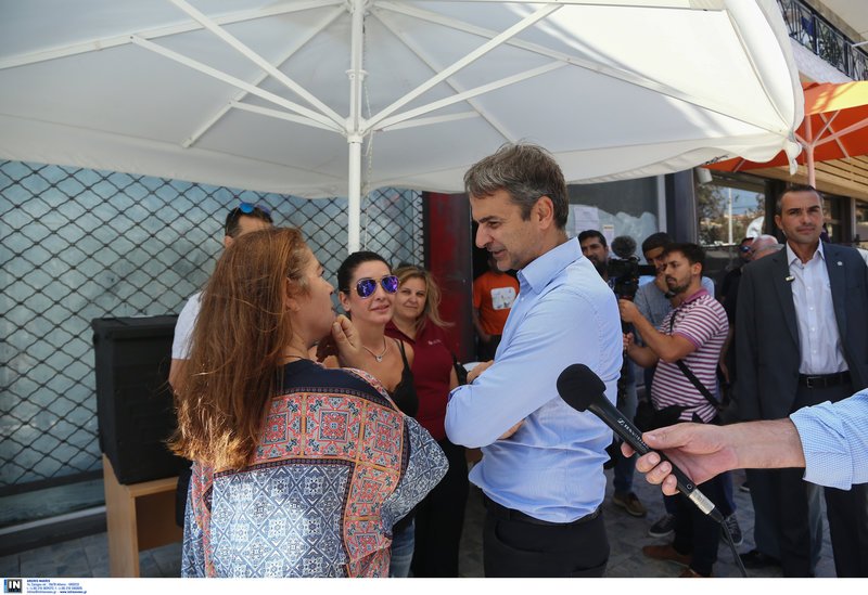 Ο πρόεδρος της Νέας Δημοκρατίας συνομίλησε με κατοίκους της περιοχής/Φωτογραφία:Intimenews
