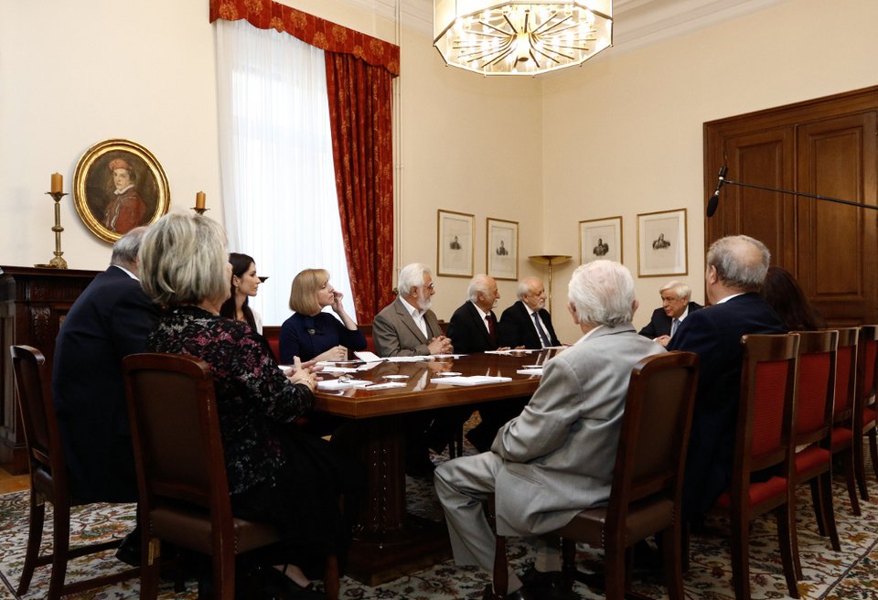 Παυλόπουλος: Πρώτος και βασικός μας στόχος η επιστροφή των γλυπτών του Παρθενώνα | iefimerida.gr 0