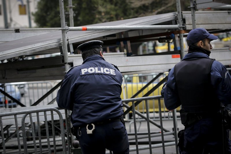 Ολα έτοιμα για το μεγάλο συλλαλητήριο για την Μακεδονία στο Σύνταγμα | iefimerida.gr 10