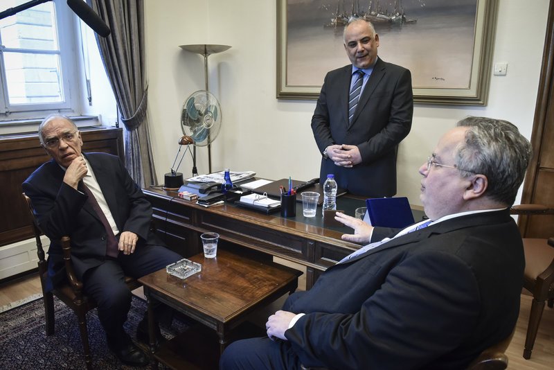 Λεβέντης μετά τη συνάντηση με Κοτζιά: «Η κυβέρνηση να πείσει την ΠΓΔΜ να αλλάξει τη θέση της» | iefimerida.gr 3