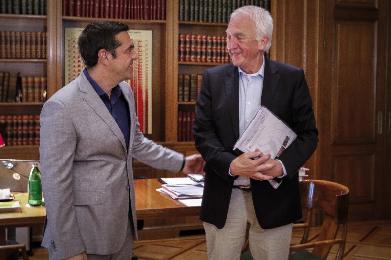 Κίνητρο για την αποδοχή του είναι και το γεγονός της νέας περιόδου πυρκαγιών που απειλούν τον κόσμο συνολικά
