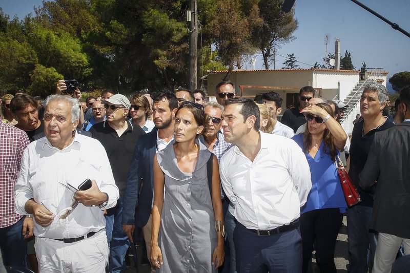 Ο Τσίπρας στο Μάτι -Με κόσμο αυτή τη φορά | iefimerida.gr 8