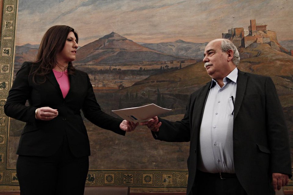 Η Ζωή απαντά στον Βούτση -Ο Τσίπρας μου είπε: «Μόνο μια κυβέρνηση εθνικού σκοπού ή μια δικτατορία μπορεί να αντεπεξέλθει» | iefimerida.gr 2