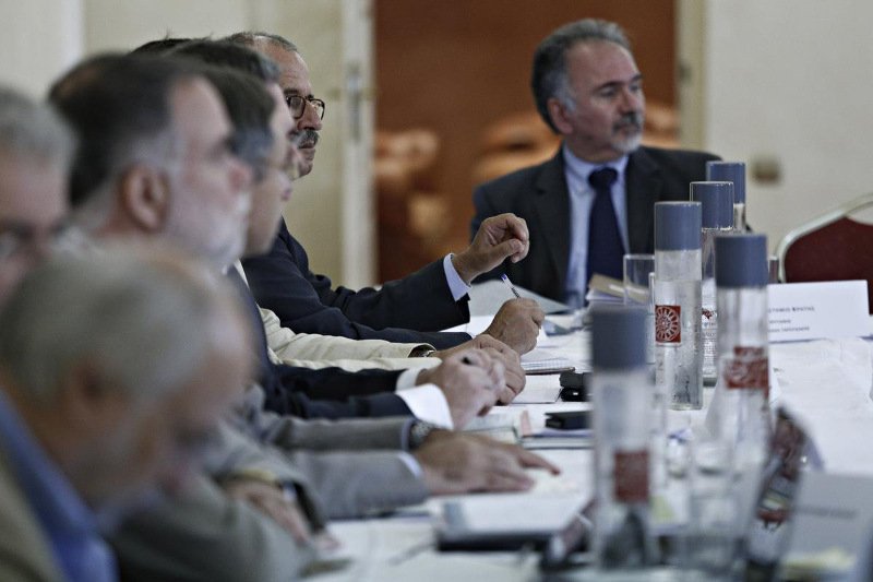 Φίλης: Μειωμένο τιμολόγιο ΔΕΗ για τα Πανεπιστήμια | iefimerida.gr 2