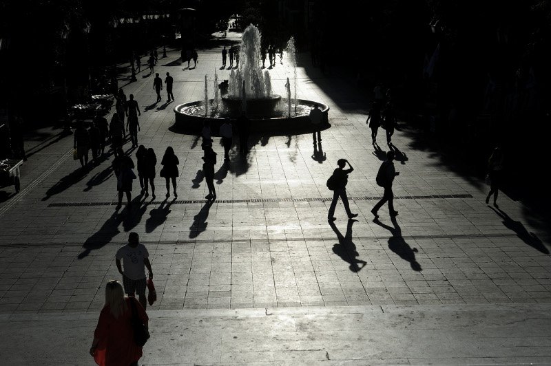 Eurostat: 1 στους 3 Ελληνες αντιμετωπίζει υλικές και κοινωνικές στερήσεις | iefimerida.gr 1