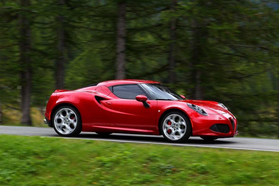 Η Alfa Romeo 4C είναι (επιτέλους) έτοιμη | iefimerida.gr 1