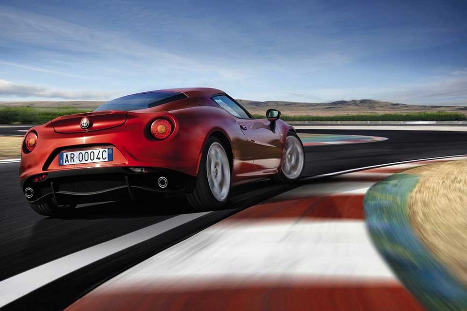 Η Alfa Romeo 4C είναι (επιτέλους) έτοιμη | iefimerida.gr 2