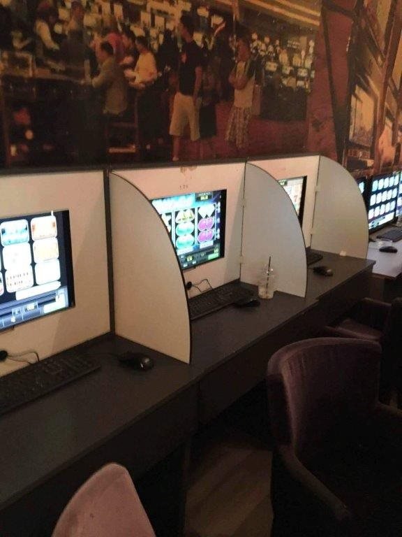 Σημαντικό διπλό «χτύπημα» στον παράνομο τζόγο: 59 παράνομα φρουτάκια στη φάκα της αστυνομίας και 42 συλλήψεις | iefimerida.gr 6