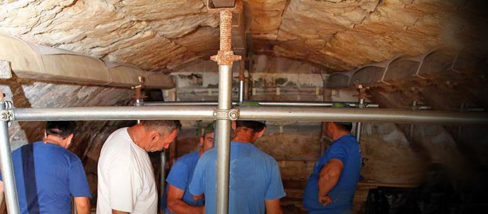 Τα τέσσερα επικρατέστερα σενάρια για τον «ένοικο» του τάφου της Αμφίπολης | iefimerida.gr 0