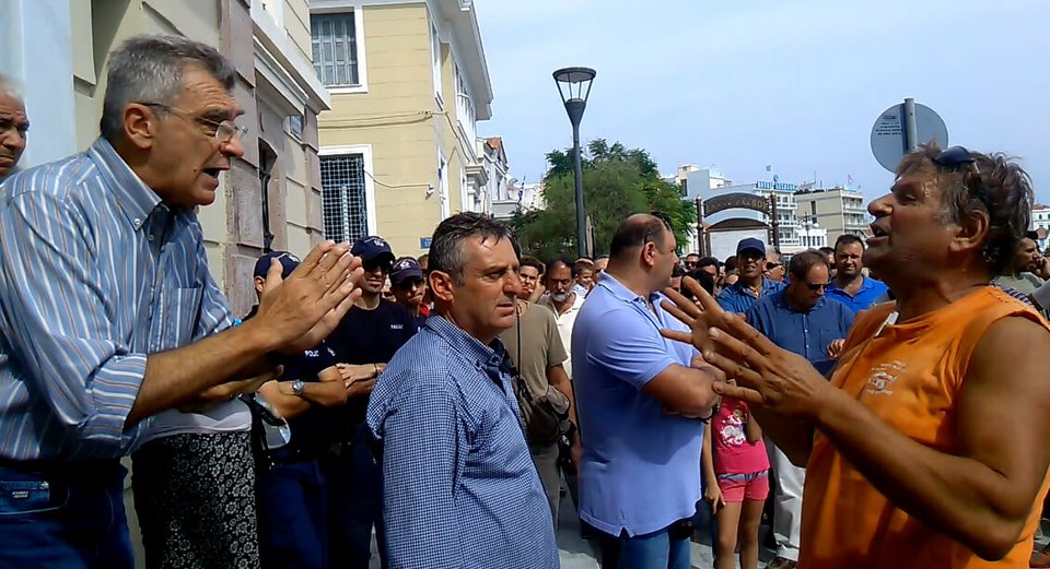 Λέσβος: Επεισόδια μεταξύ μεταναστών-Εγινε στάχτες το hotspot | iefimerida.gr 6