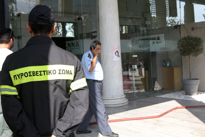Από βραχυκύκλωμα η φωτιά στο παλιό κτίριο του τηλεοπτικού σταθμού ΑΝΤ1 - Επανήλθε το σήμα | iefimerida.gr 0