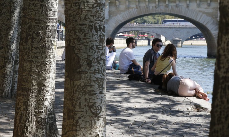 Η Ευρώπη «ψήνεται»: Θερμοκρασίες-ρεκόρ -Πυρκαγιές και θύματα | iefimerida.gr 2