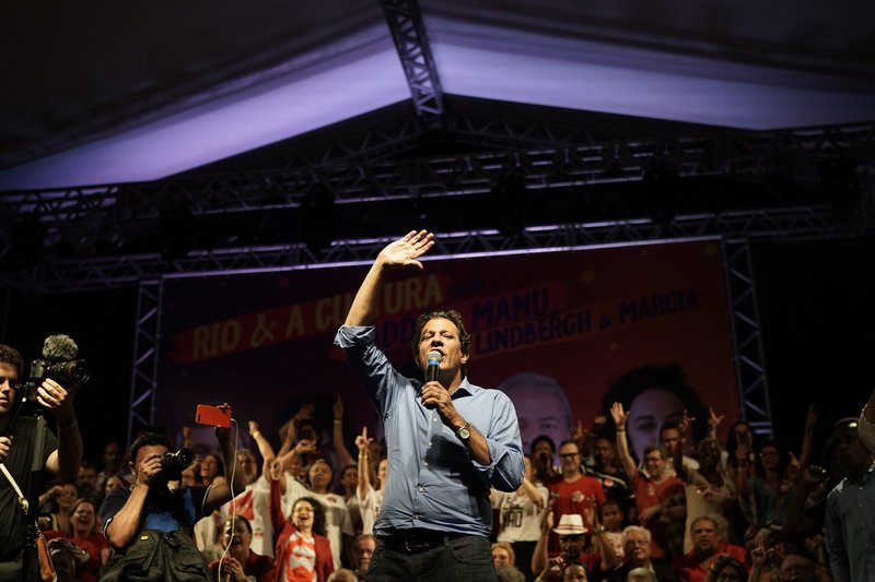 O προεδρικός υποψήφιος της Αριστεράς, Φερνάντου Χαντάντ (Φωτογραφία: ΑΡ)